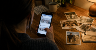 Perfil falso usou fotos antigas para contar vida de outra pessoa nas redes