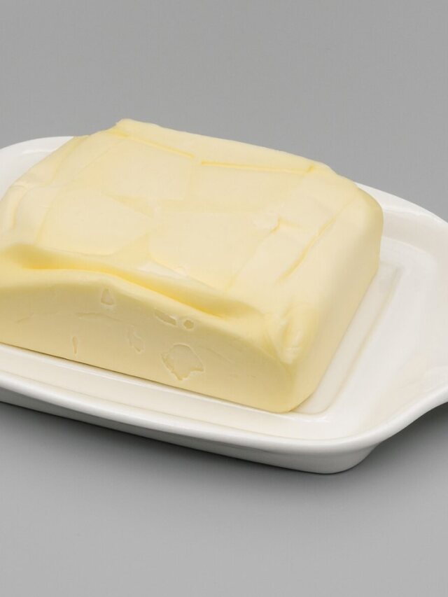 Manteiga bem gelada ajuda a deixar a massa de torta mais folhada
