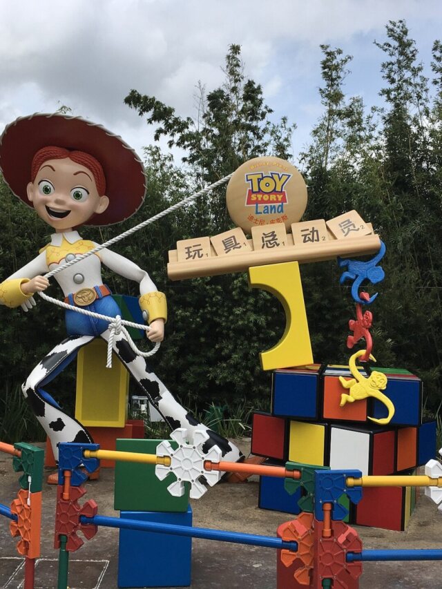 Toy Story 5 estreia no Disney+ com conflito entre brinquedos e tecnologia